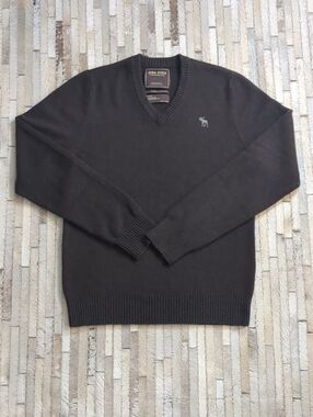Abercrombie & Fitch Ezra Fitch 100% Cashmere V-Neck Brown Moose Logo Sweater